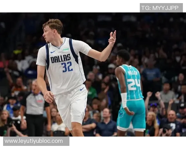 克里斯蒂称赞弗拉格篮下对抗能力出色并在关键时刻命中重要投篮 克里斯蒂称赞弗拉格篮下对抗能力出色并在关键时刻命中重要投篮