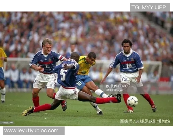 巴拉圭右路传中破门日本再次落后于对手的尴尬局面