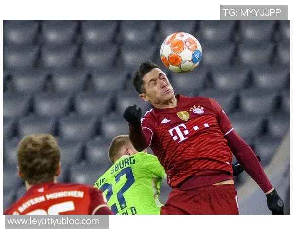 小猪赞格纳布里如穆勒般出色能控球化解对方防守 小猪赞格纳布里如穆勒般出色能控球化解对方防守