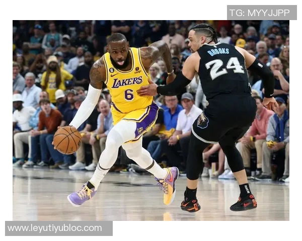 狄龙强调尊重的重要性未与詹姆斯进行过多语言交锋的原因解析 狄龙强调尊重的重要性未与詹姆斯进行过多语言交锋的原因解析