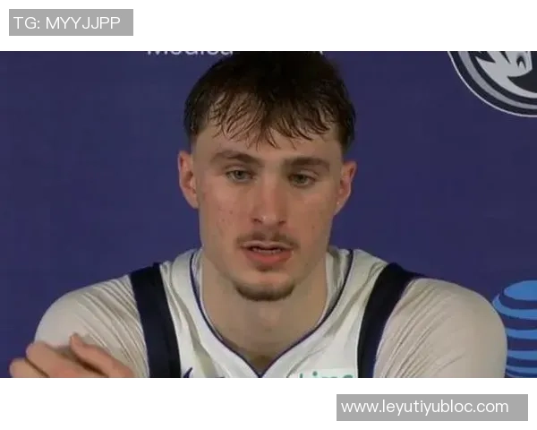 克里斯蒂称赞弗拉格篮下对抗能力出色并在关键时刻命中重要投篮